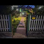 Privada Con Jardin Chimenea Y Parking En بيت ضيافة *