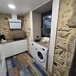 Privada Con Jardin Chimenea Y Parking En