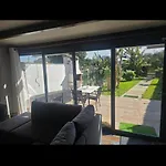 Privada Con Jardin Chimenea Y Parking En *