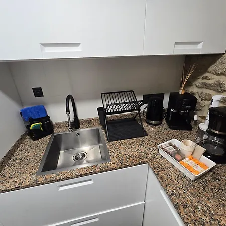 Privada Con Jardin Chimenea Y Parking En