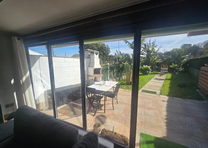 Privada Con Jardin Chimenea Y Parking En 拉科鲁尼亚